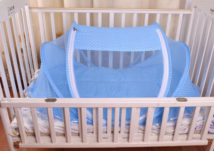 Foldable Baby Bed with Pillow